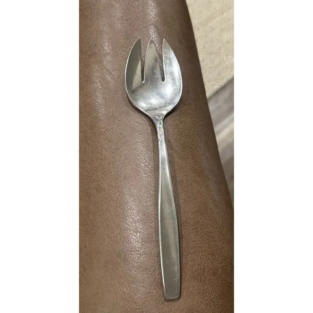Vtg Rogers Cutlery Co. Cold Meat Serving Fork‎ 7.5” I S Stainless Modern Living